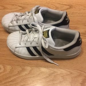 Adidas superstar